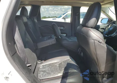 2017 Jeep Cherokee Trailhawk from USA, damaged, VIN 1C4PJMBS3HW658065